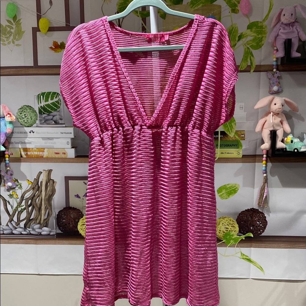 Pink V-Neck Swim Coverup 2 X. 24 Ptp.